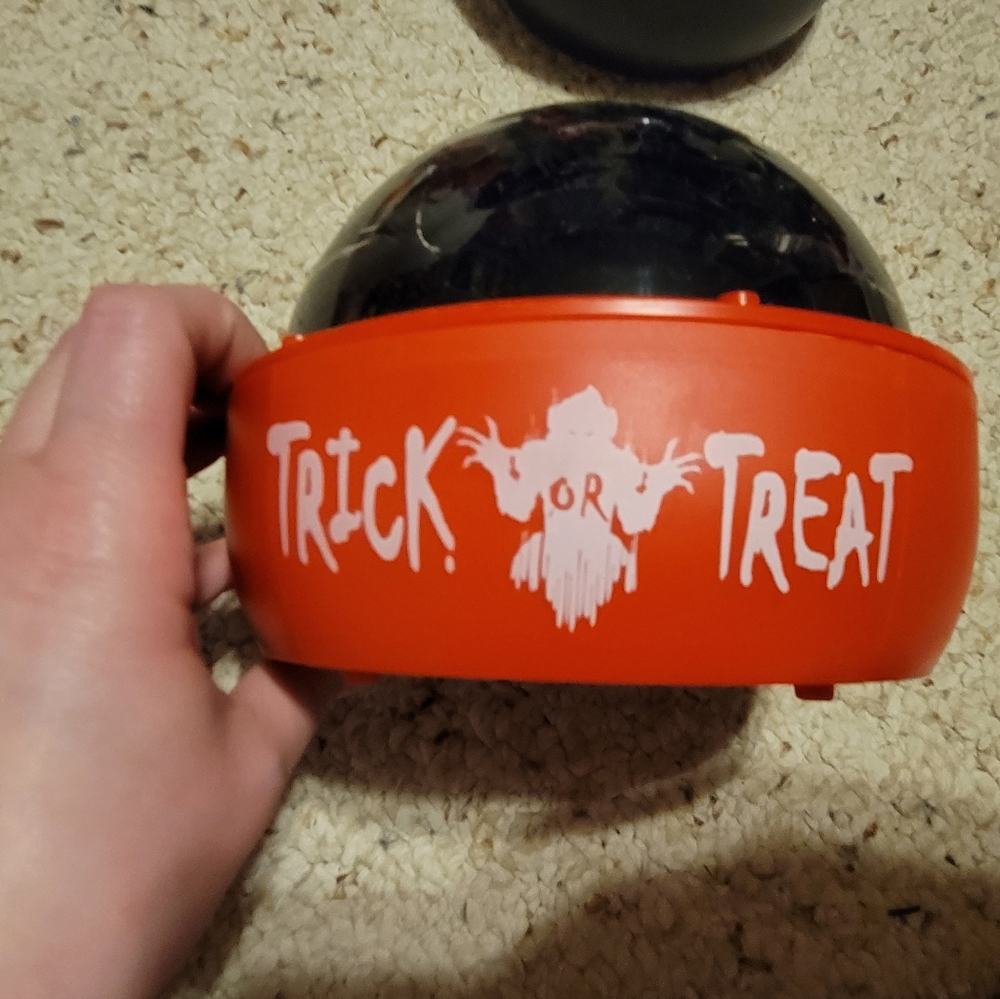 Rotating/Stationary Stephen King's IT themed light